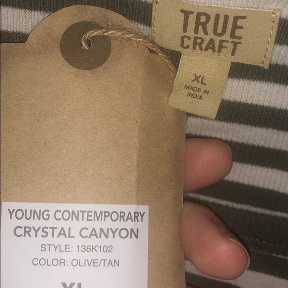 True Craft XLJ green and white ruffle sleeve top - Picture 2 of 8